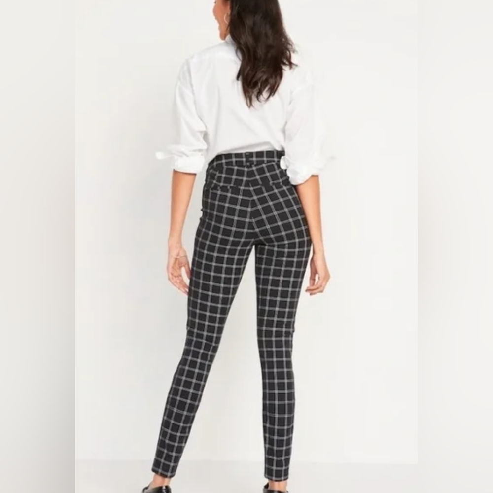 Old Navy - Picture 1 of 7